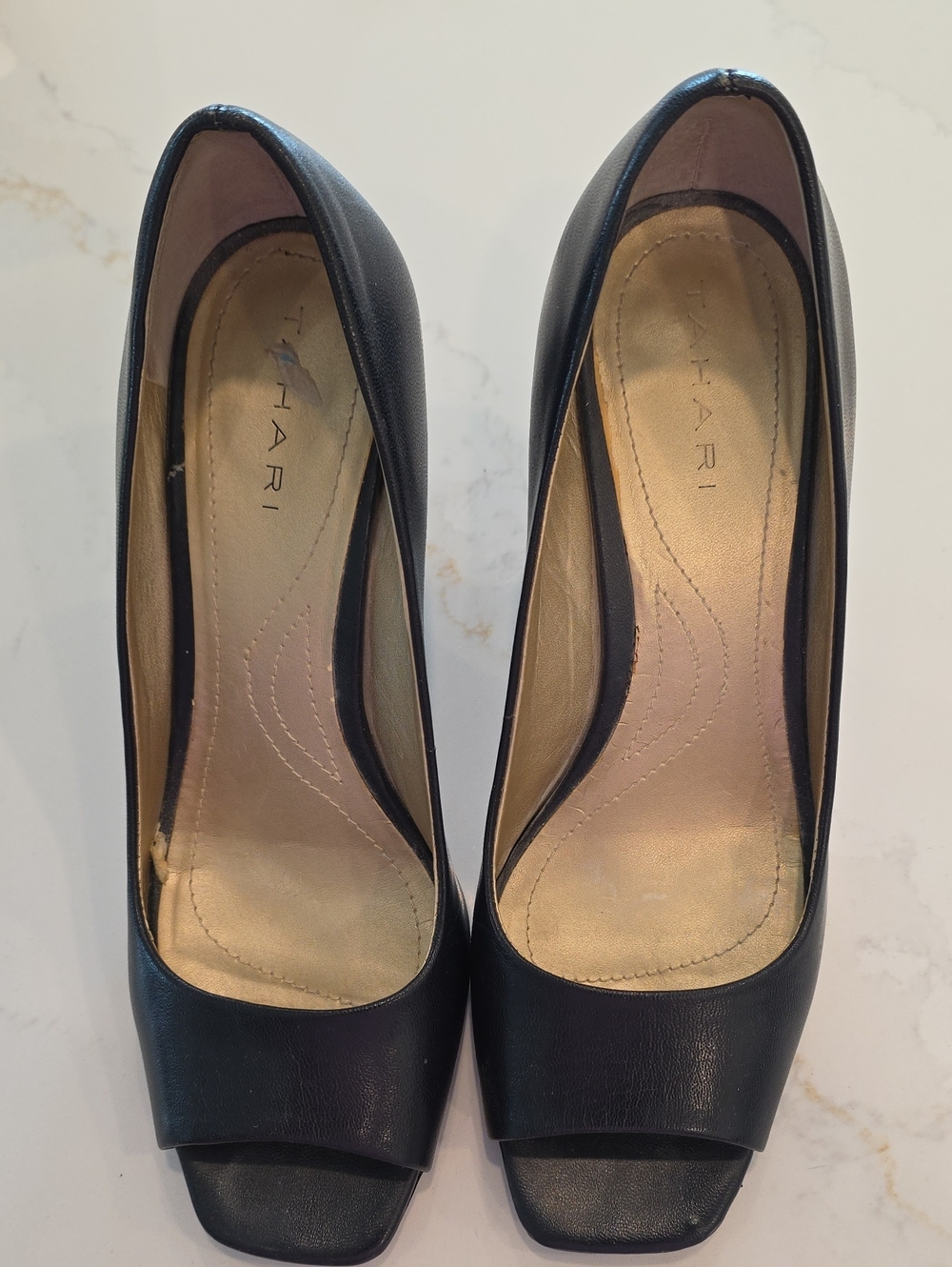 Navy Blue Leather TAHARI Open Toe 3 1/2 Heals.  Size 7.5 Medium
